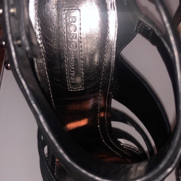 BCBGeneration Sz 10 Leather Cage Snake Print Pump - Picture 5 of 5